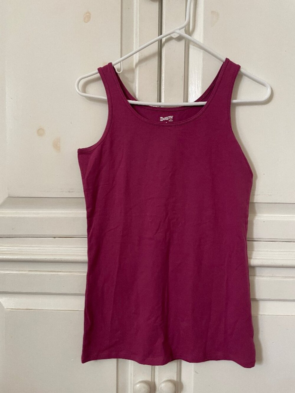 NWT Duluth women's sleeveless magenta tank top size S outdoor sportswear casual